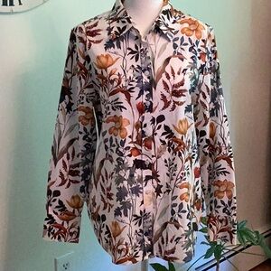 NWT Chico’s button-down cotton & spandex shirt. No-iron, stretch. Autumn colors.